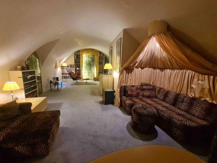Domus Aurea Apartment Bolzano Luaran gambar
